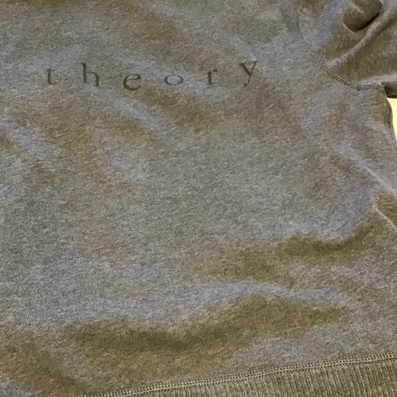 Sweatshirt - Picture 5 of 5